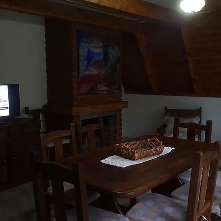 Complejo La Cautiva Esquel Exterior foto