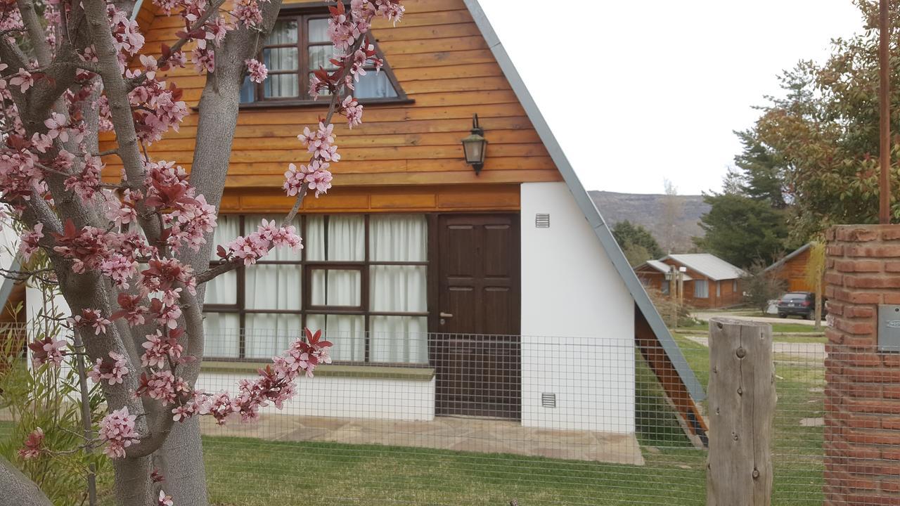 Complejo La Cautiva Esquel Exterior foto