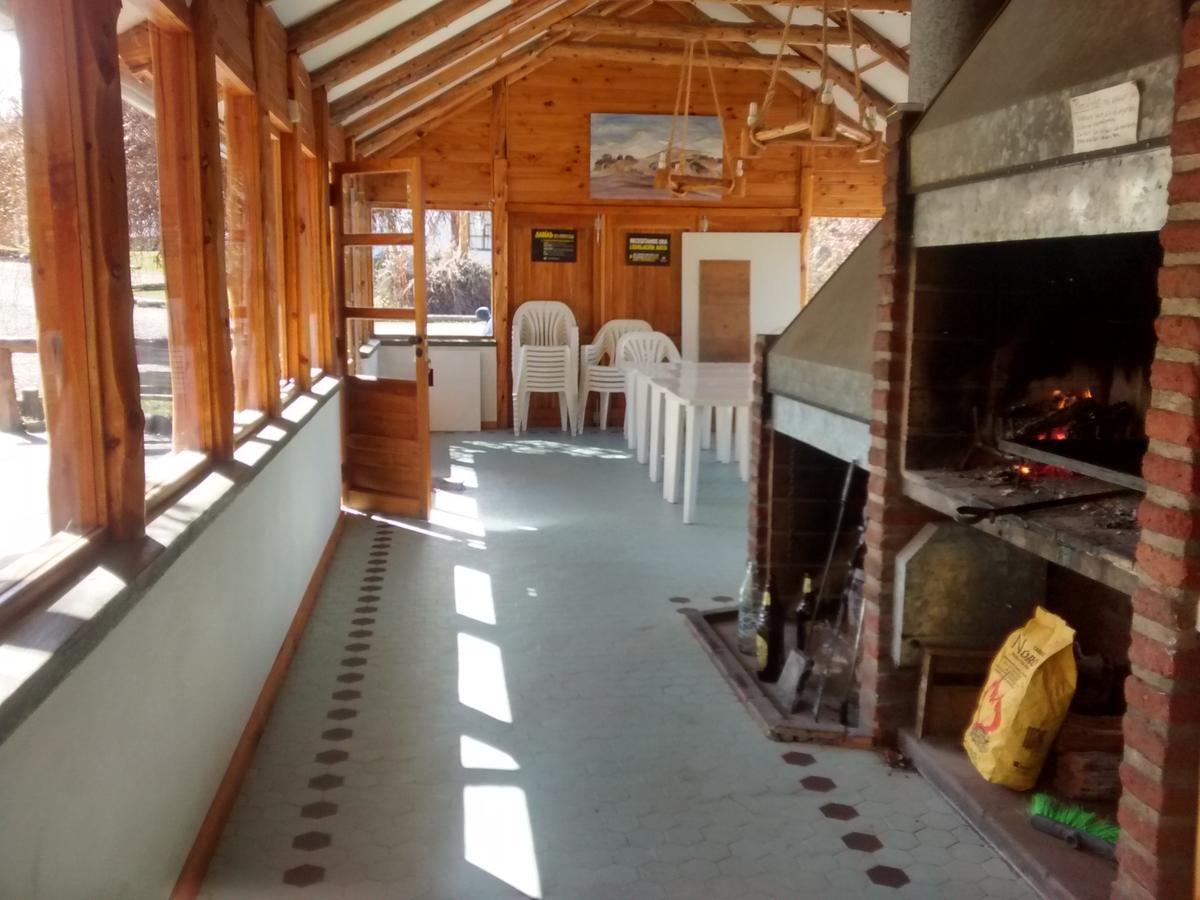 Complejo La Cautiva Esquel Exterior foto